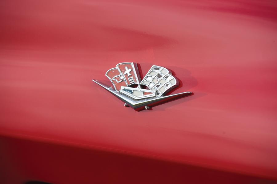  Chevrolet Corvette Stingray Convertible 1963 года  (фото 20 из 37)
